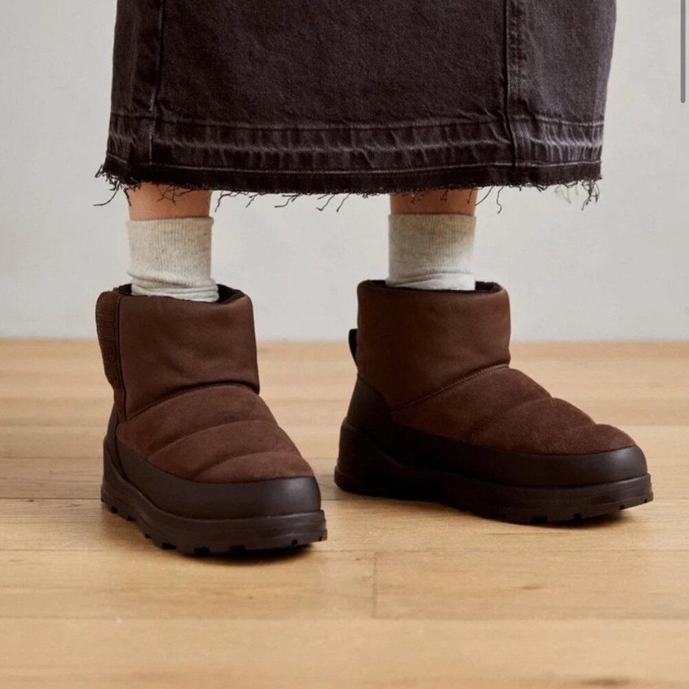 UGG Classic Klamath Ankle Boots brown for women size 7